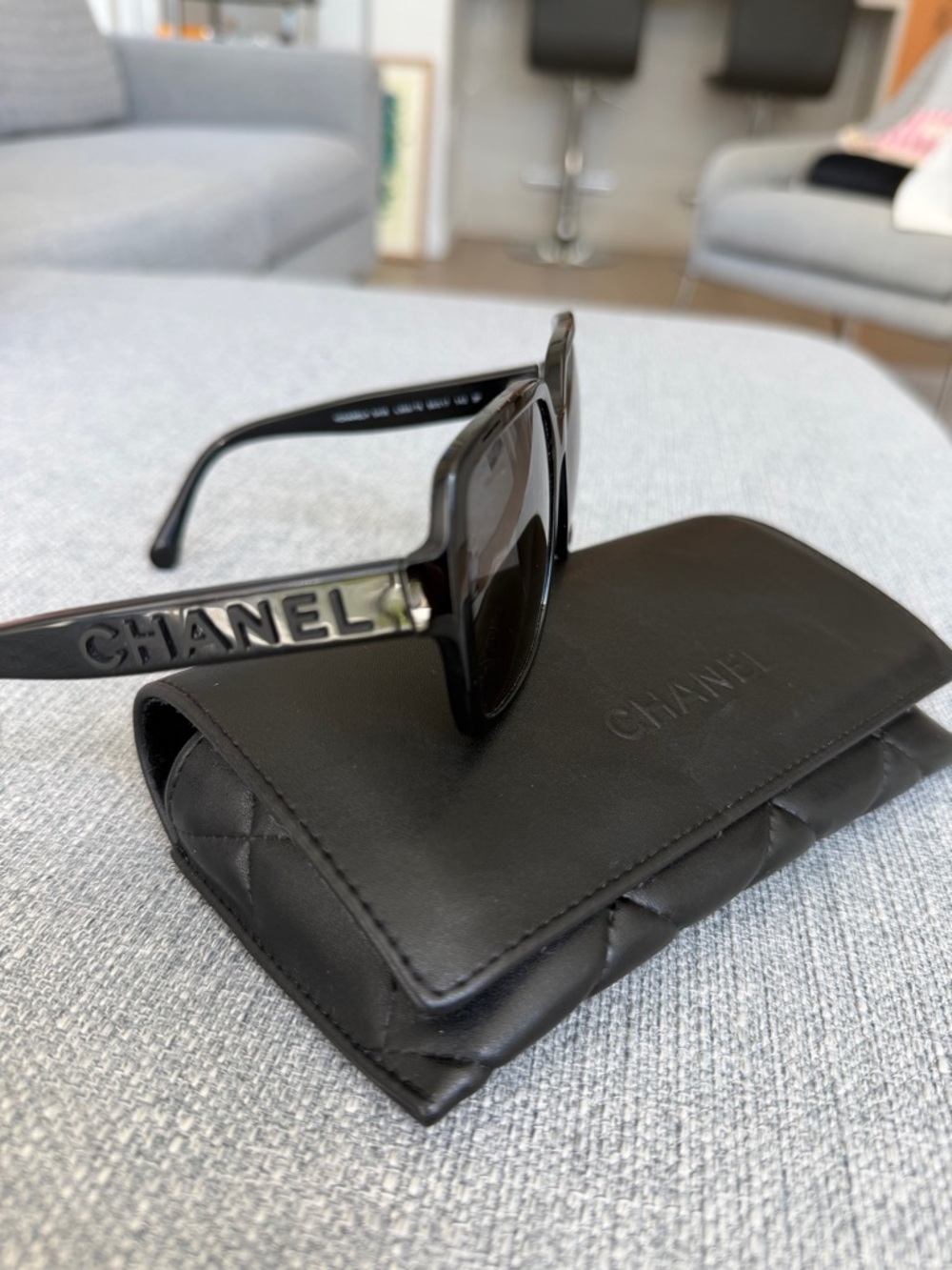 CHANEL Black Logo Thick-Arm Sunglasses Authentic - Picture 3 of 5